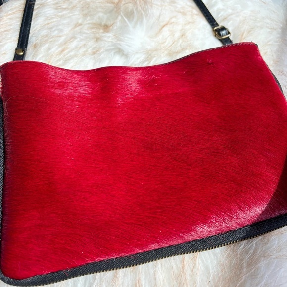 Italian Made Red Cowhide Black Leather Crossbody Bag - Picture 10 of 14